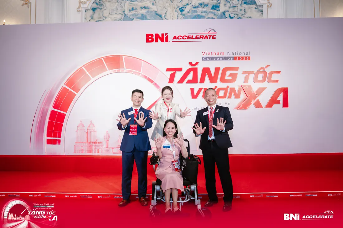 Nhận pin 10 Sao Gold Member tại Vietnam National Convention 2026